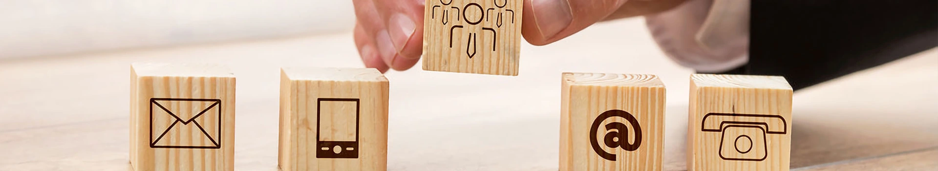 저희에게 연락하십시오