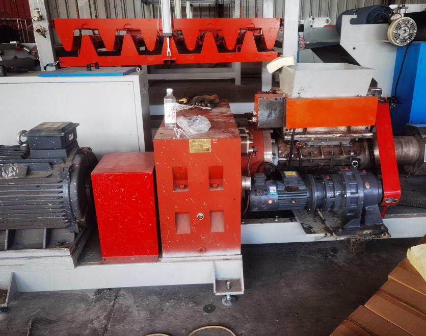 부틸고무 방수막 생산라인